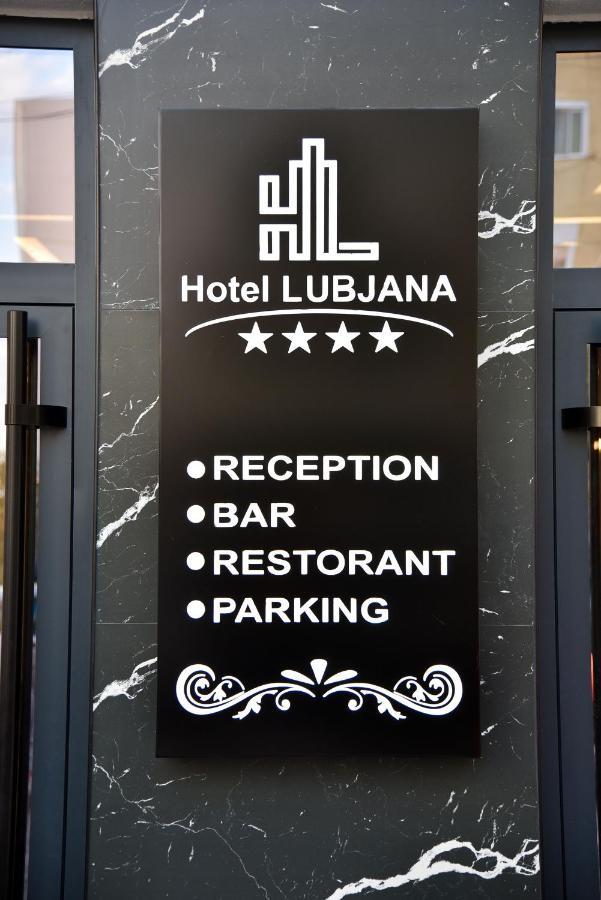 Hotel Lubjana Durrës Exteriör bild